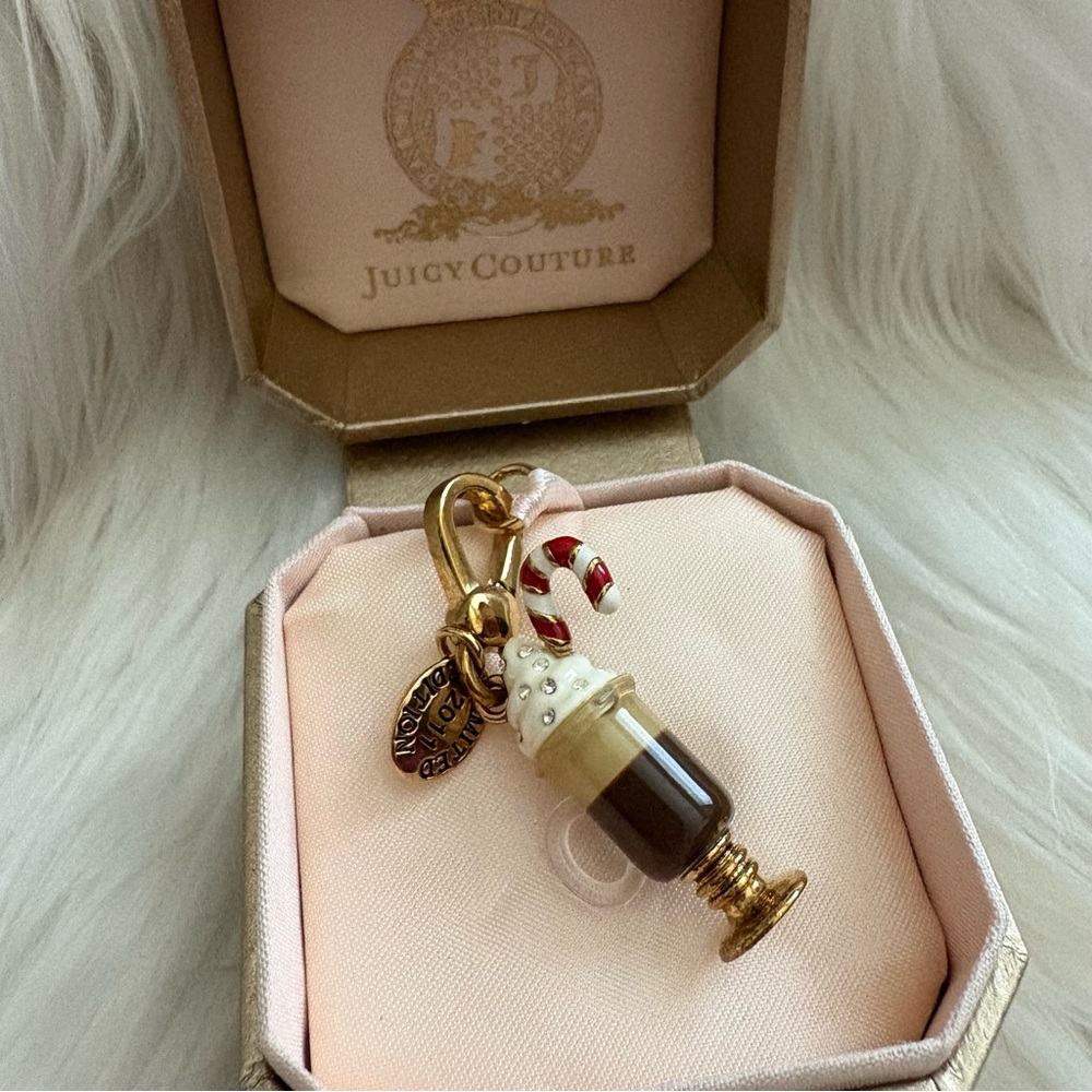 Authentic Juicy Couture 2011 Hot Chocolate Cocoa w/Candy Cane Mug Charm